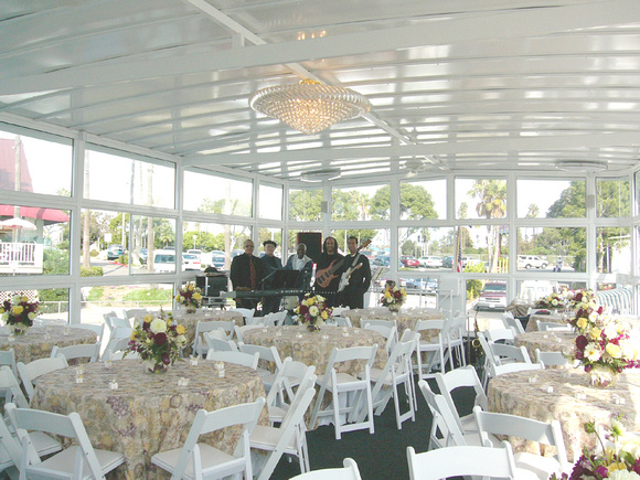 Party Deck Dining